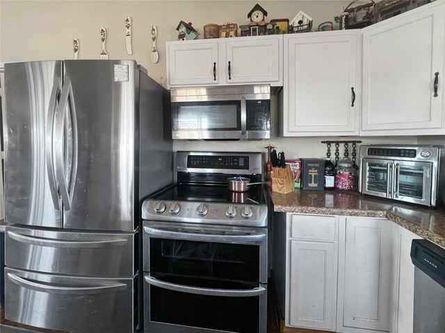 651 County Road 2906, Dodd City, TX 75438