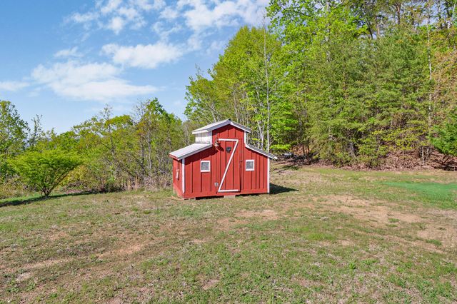 795 Lone Mountain Drive, Dayton, TN 37321