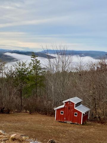 795 Lone Mountain Drive, Dayton, TN 37321