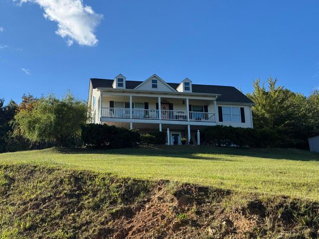 795 Lone Mountain Drive, Dayton, TN 37321