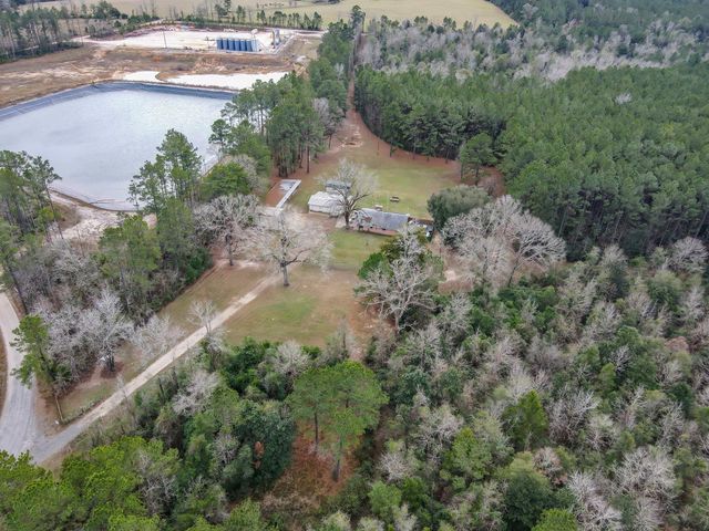 642 County Road 4335, Woodville, TX 75979