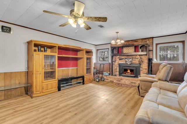 642 County Road 4335, Woodville, TX 75979