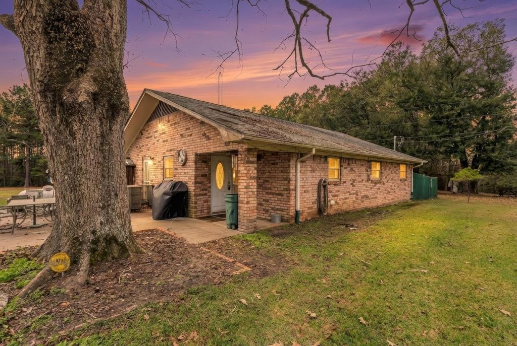 642 County Road 4335, Woodville, TX 75979