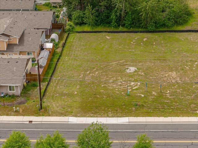 830 S Colville Rd, Deer Park, WA 99006