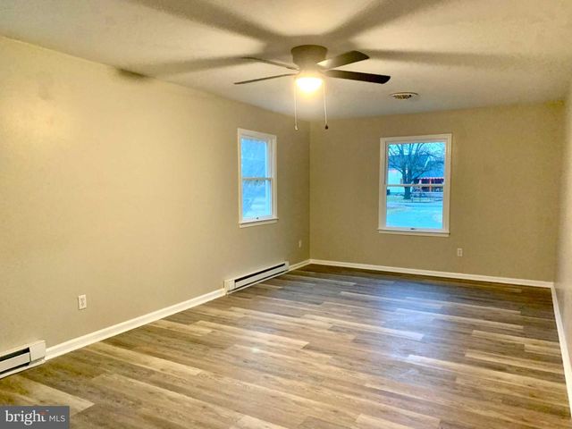 34121 SHOCKLEY TOWN RD, Frankford, DE 19945