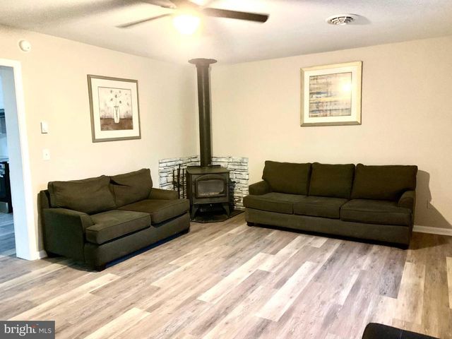 34121 SHOCKLEY TOWN RD, Frankford, DE 19945