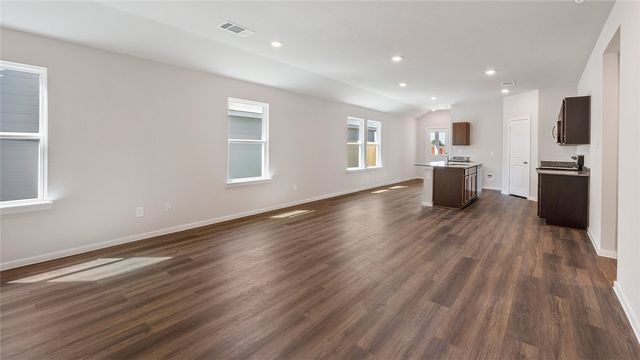 2305 White Wing, Navasota, TX 77868