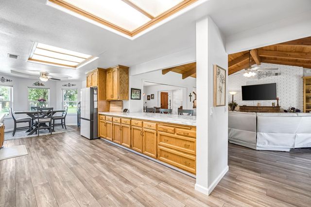 1405 Lincon Lane, Lemoore, CA 93245