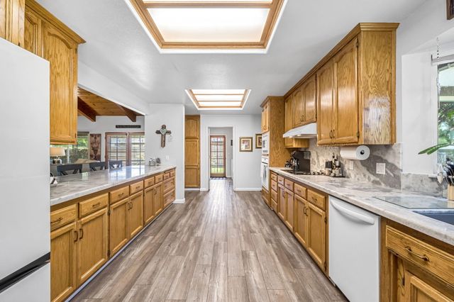 1405 Lincon Lane, Lemoore, CA 93245