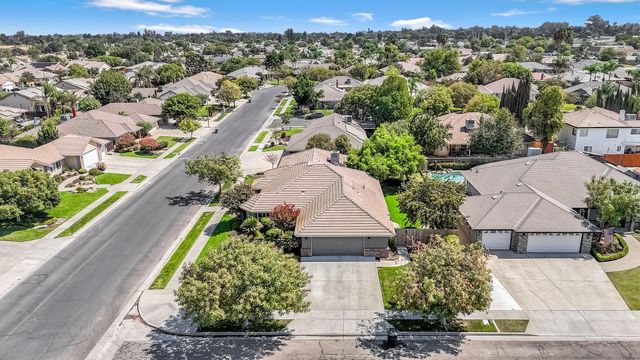 1405 Lincon Lane, Lemoore, CA 93245