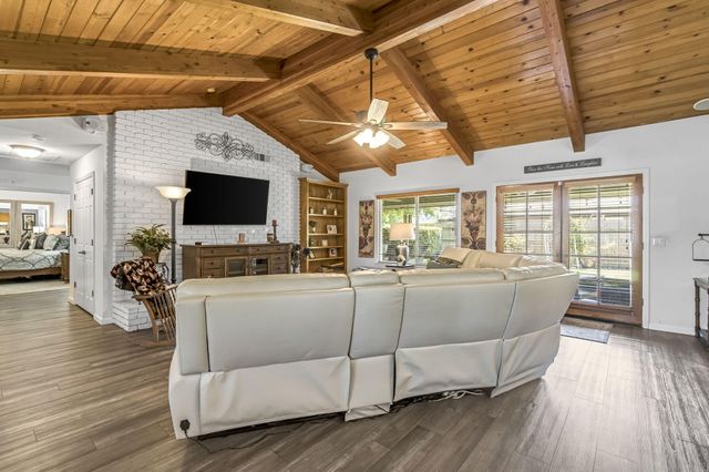 1405 Lincon Lane, Lemoore, CA 93245