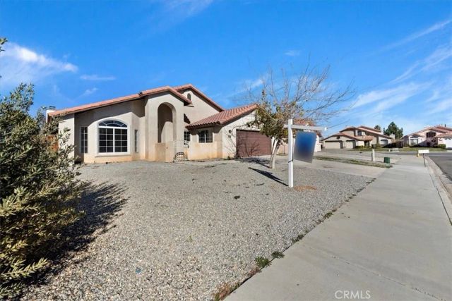 14450 Palo Alto Court, Victorville, CA 92392
