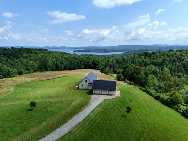 1293 City Farm Road, Newport Town, VT 05857