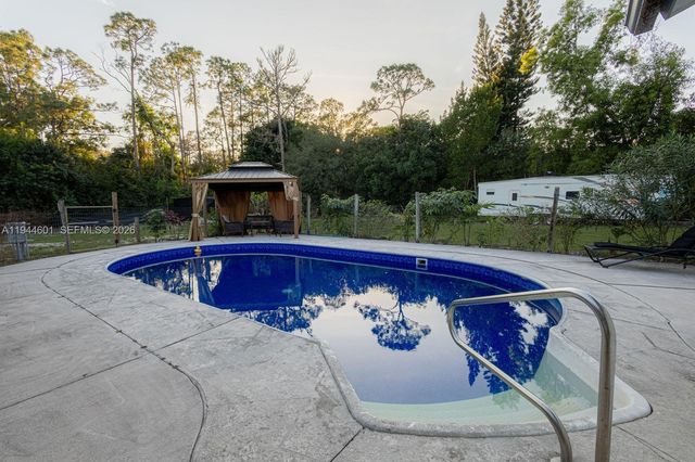 1181 W C Rd, Loxahatchee, FL 33470
