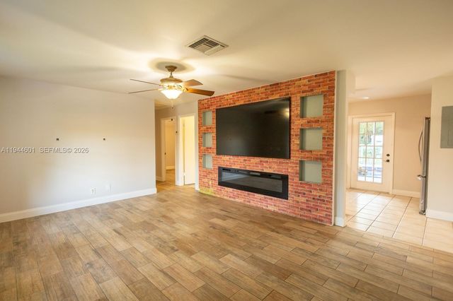 1181 W C Rd, Loxahatchee, FL 33470