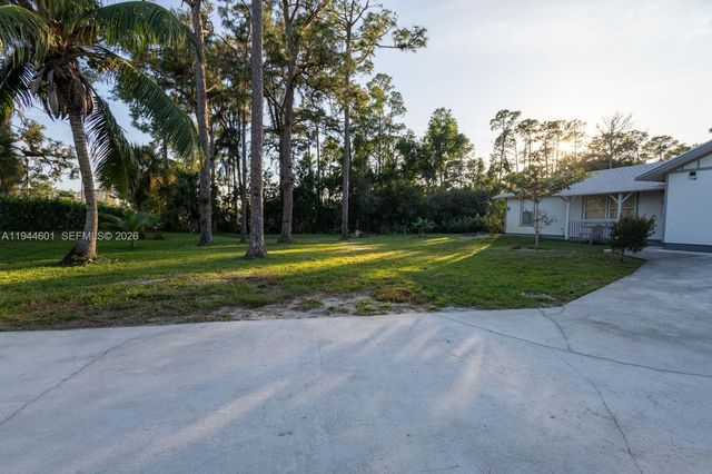 1181 W C Rd, Loxahatchee, FL 33470