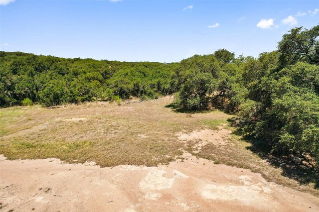 140 Lantana DR, Johnson City, TX 78636