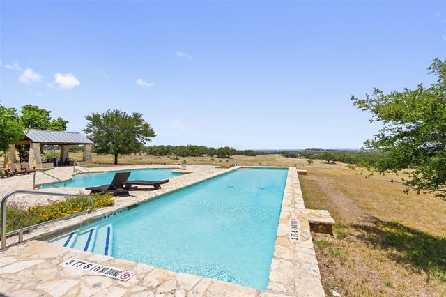 140 Lantana DR, Johnson City, TX 78636