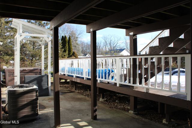 362 Ferris Road, Niskayuna, NY 12304