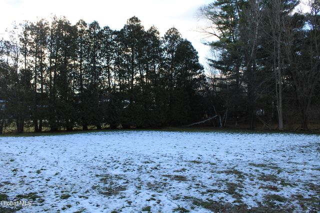 362 Ferris Road, Niskayuna, NY 12304