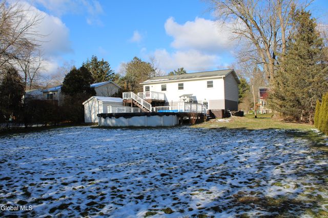 362 Ferris Road, Niskayuna, NY 12304