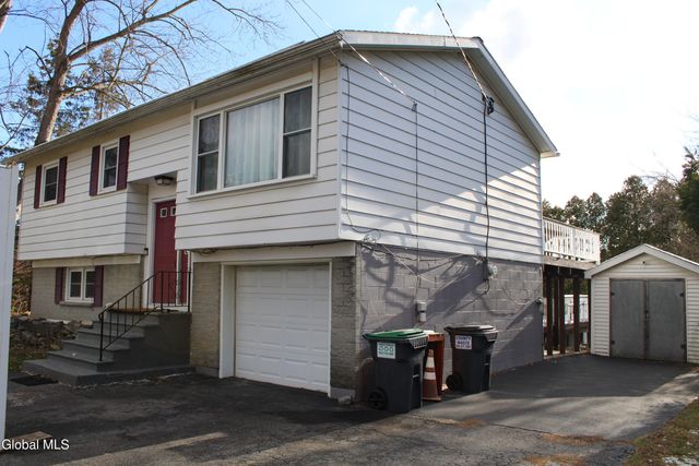 362 Ferris Road, Niskayuna, NY 12304