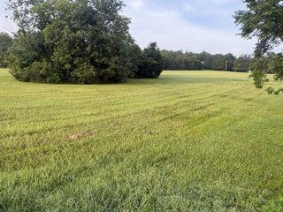 1390 W Richmond Shop Rd, Lebanon, TN 37090