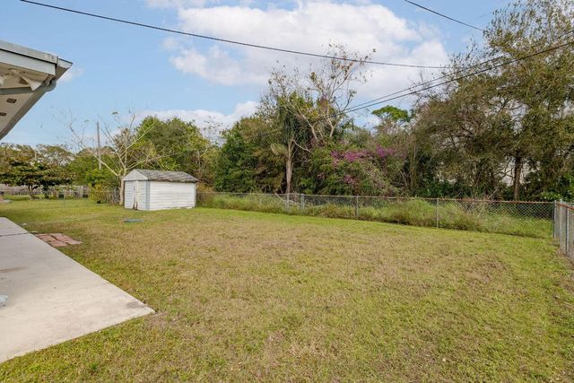 206 N 37th Street, Fort Pierce, FL 34947