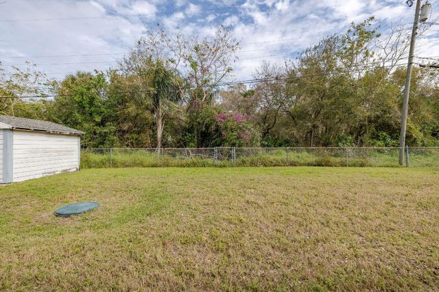 206 N 37th Street, Fort Pierce, FL 34947
