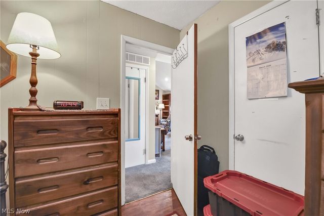 12820 Longmead Avenue, Cleveland, OH 44135