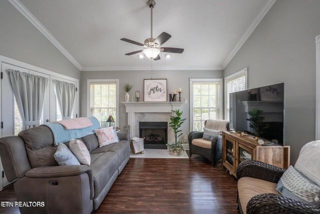 29 Broadleaf Place, Crossville, TN 38555