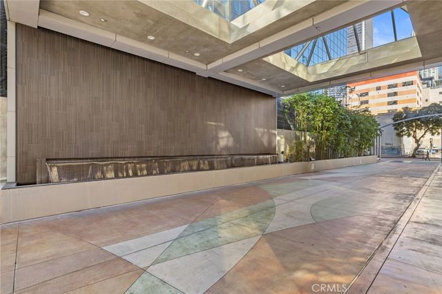 801 S Grand 1611, Los Angeles, CA 90017