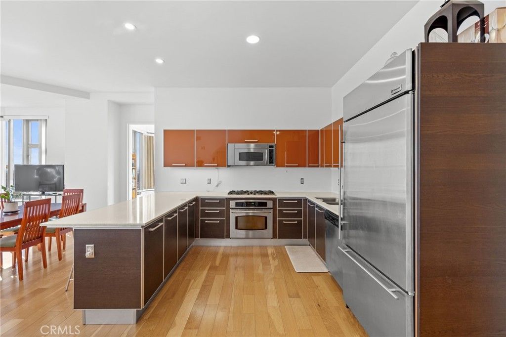 801 S Grand 1611, Los Angeles, CA 90017 — photo 2