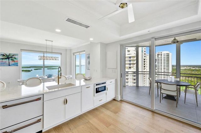 4951 Bonita Bay BLVD # 2205, Bonita Springs, FL 34134