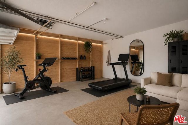 830 Palms Boulevard, Venice, CA 90291