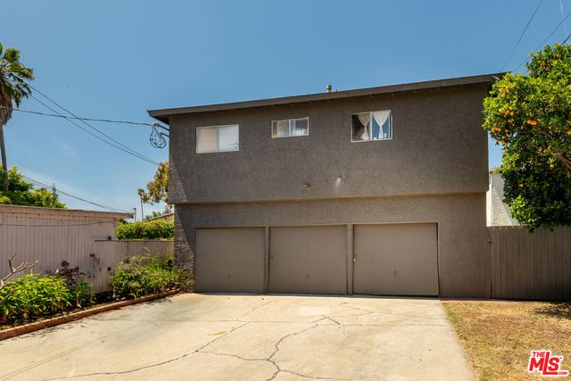 830 Palms Boulevard, Venice, CA 90291