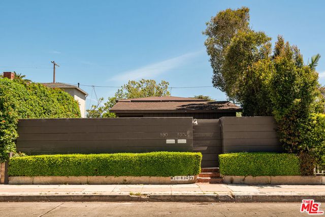 830 Palms Boulevard, Venice, CA 90291