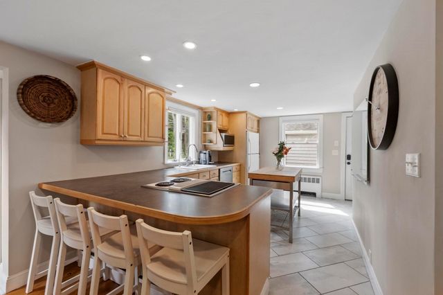 200 Main St, Acton, MA 01720