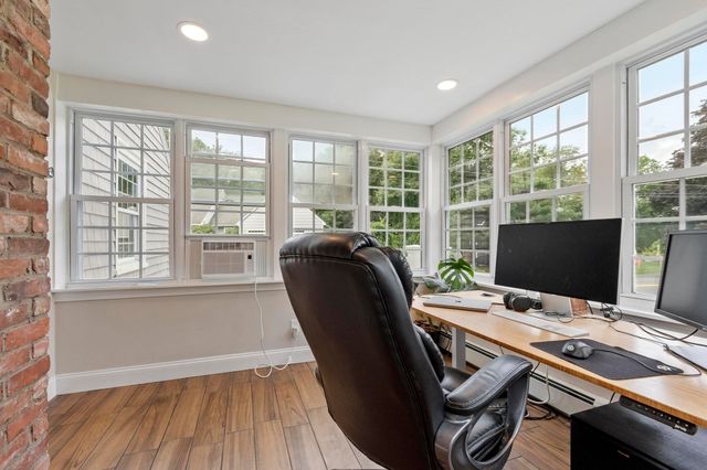 200 Main St, Acton, MA 01720