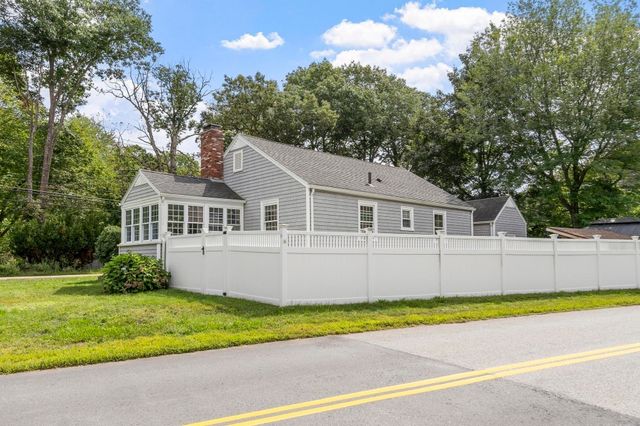 200 Main St, Acton, MA 01720