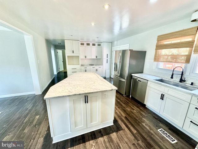 11919 AUTUMNWOOD LN, Fort Washington, MD 20744