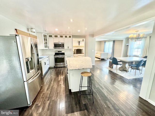 11919 AUTUMNWOOD LN, Fort Washington, MD 20744