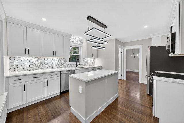 3360 Diamond Hill Rd, Cumberland, RI 02864