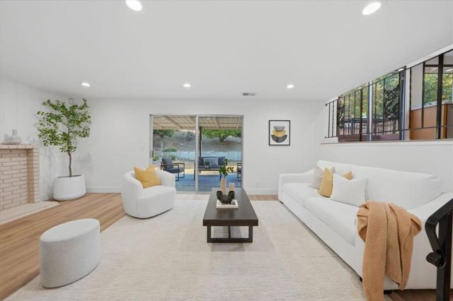 4199 Loganberry Drive, San Jose, CA 95121