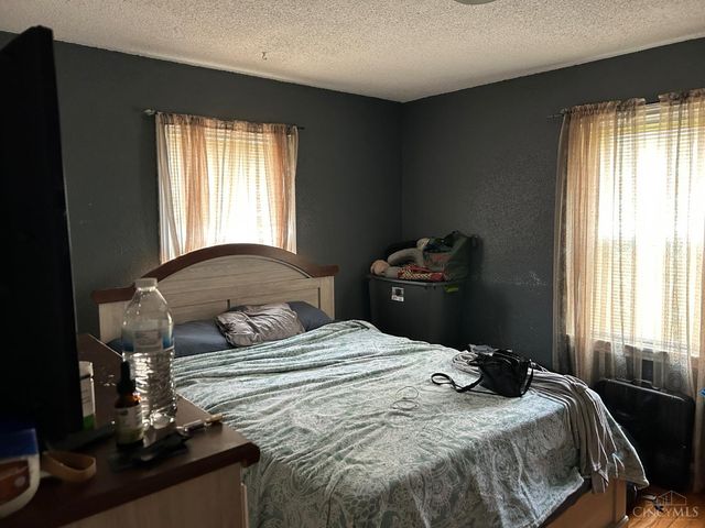 2345 Losantiville Avenue, Golf Manor, OH 45237