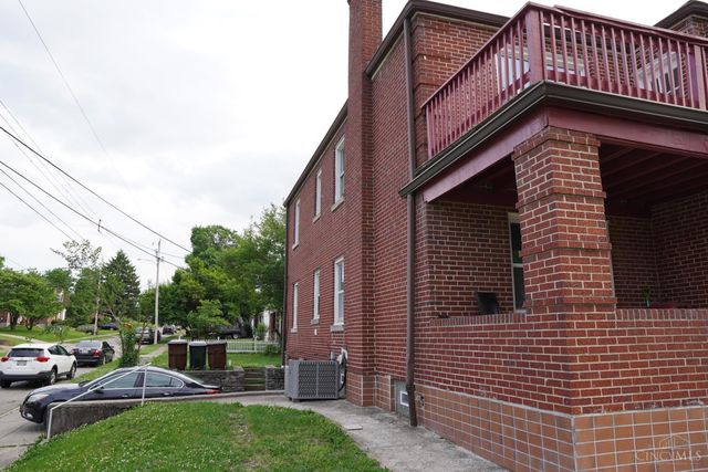2345 Losantiville Avenue, Golf Manor, OH 45237