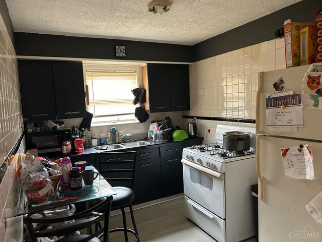2345 Losantiville Avenue, Golf Manor, OH 45237