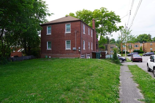 2345 Losantiville Avenue, Golf Manor, OH 45237
