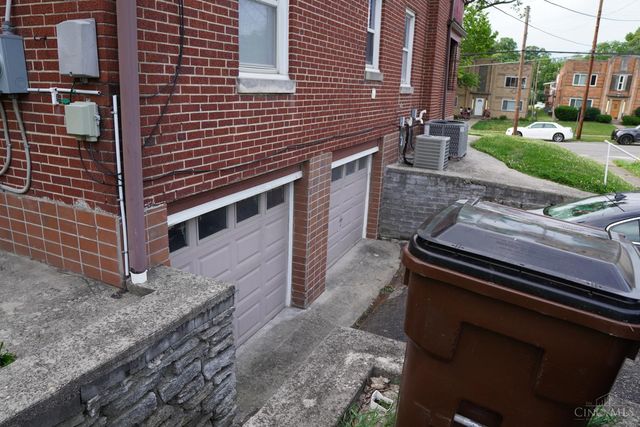 2345 Losantiville Avenue, Golf Manor, OH 45237