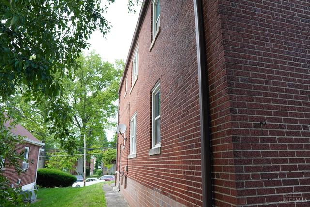 2345 Losantiville Avenue, Golf Manor, OH 45237